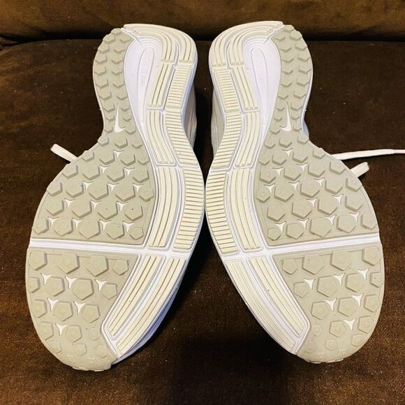 Mint LIGHT CHAMPAGNE  NIKE PEGASUS 34 Womens 9 US 40.5 EUR running shoes - Picture 7 of 9